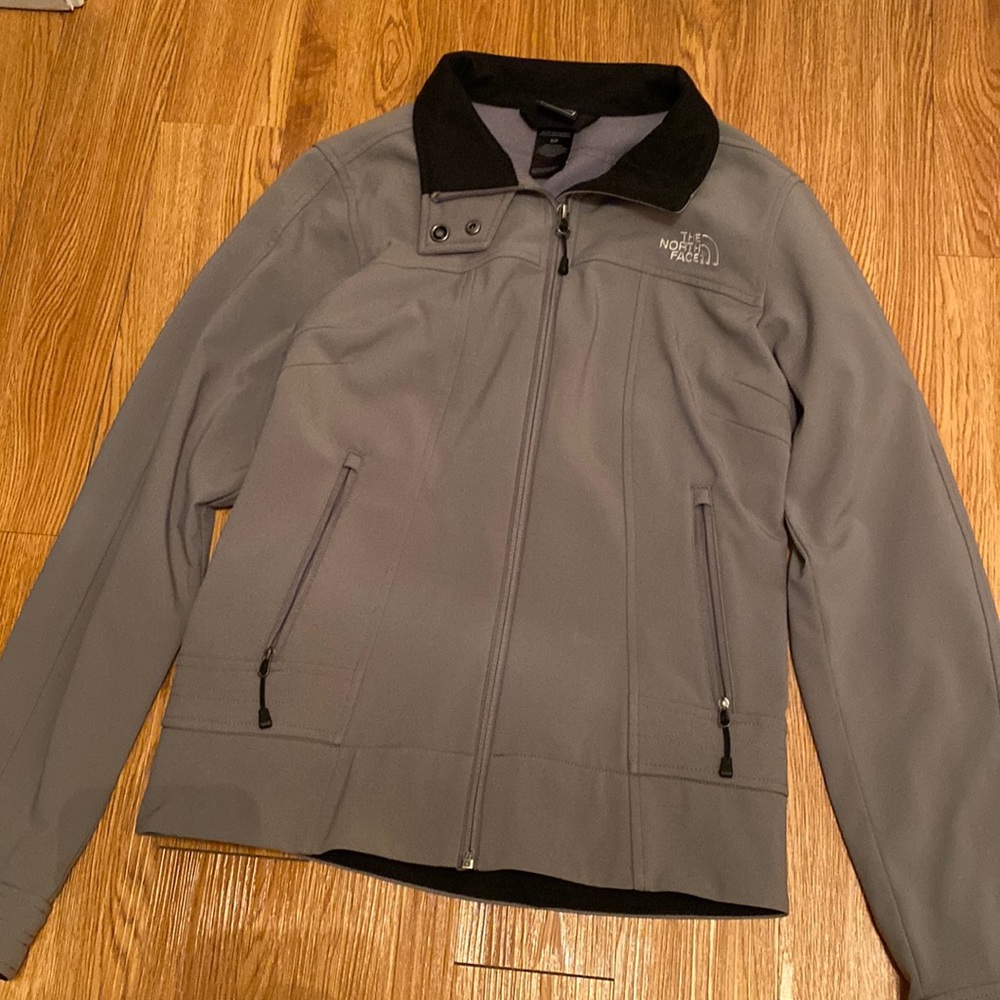 Womens The North Face light gray all weather jacket size small
